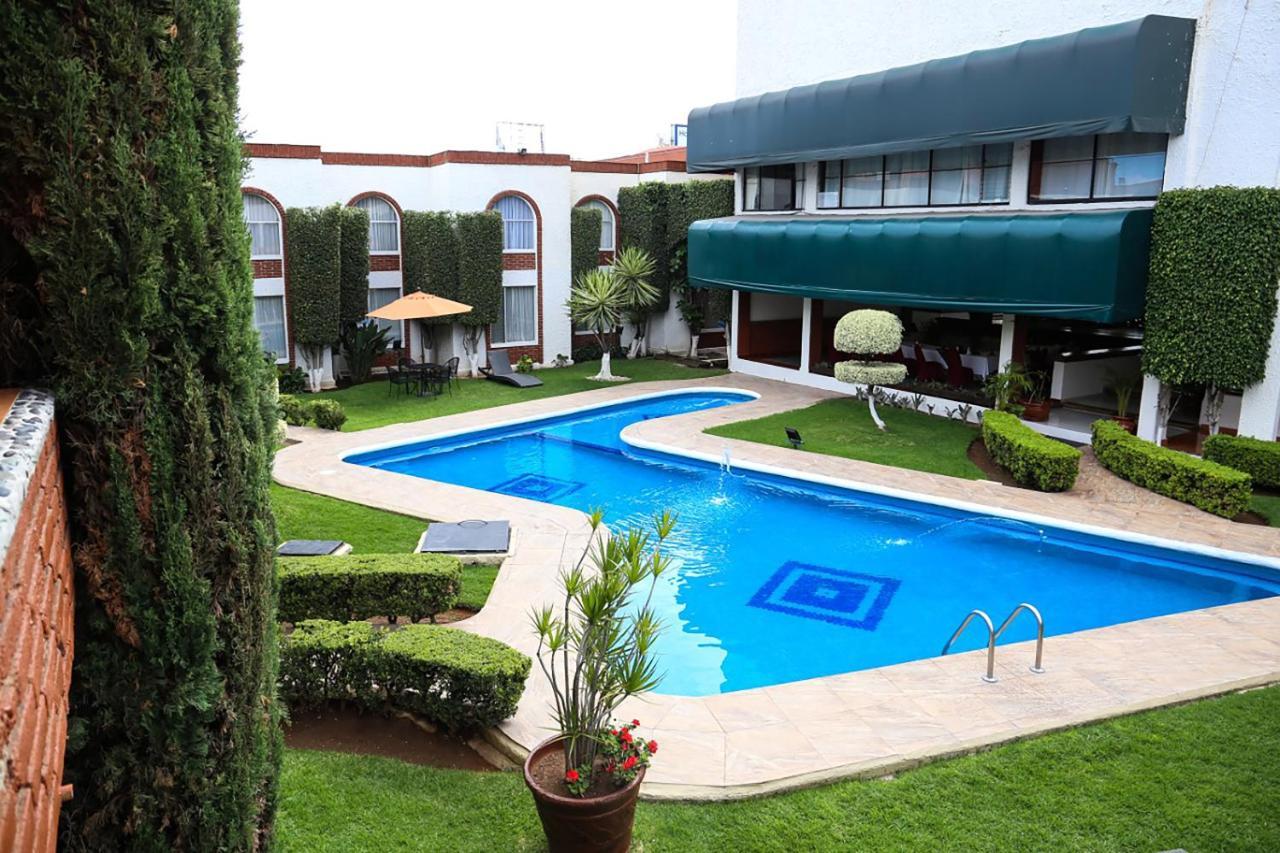 Hotel & Suites Villa Del Sol موروليا المظهر الخارجي الصورة