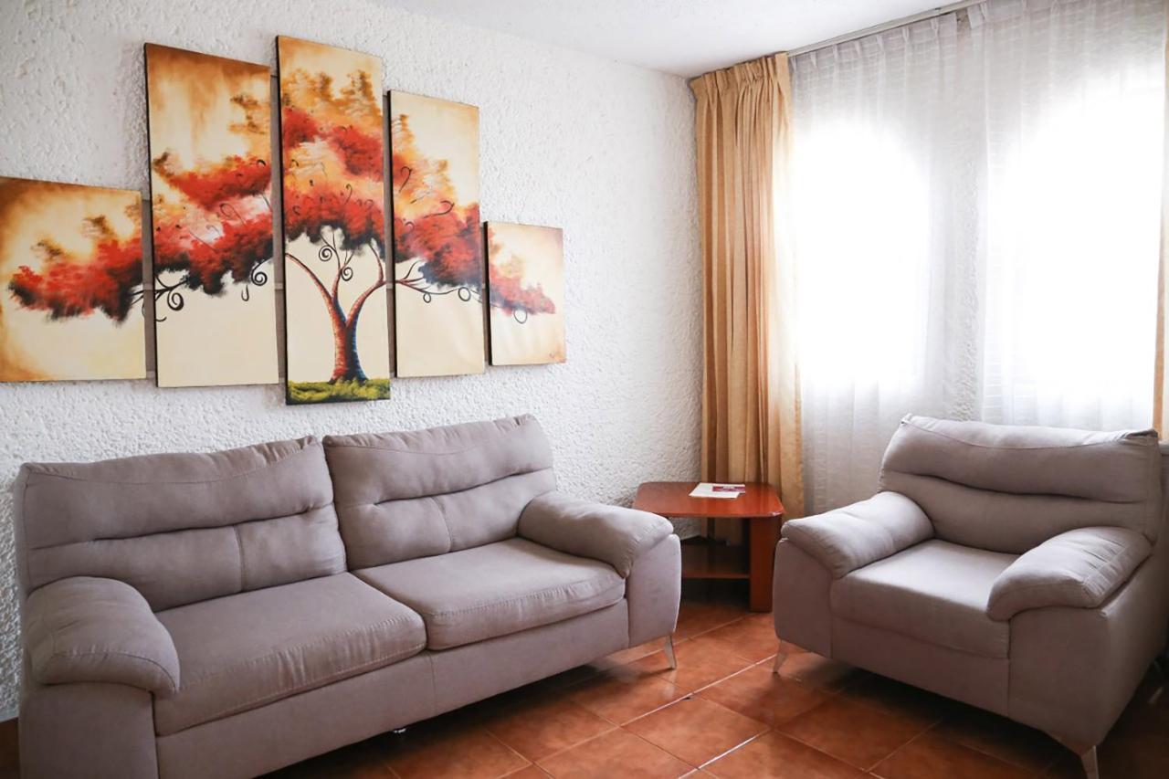 Hotel & Suites Villa Del Sol موروليا المظهر الخارجي الصورة