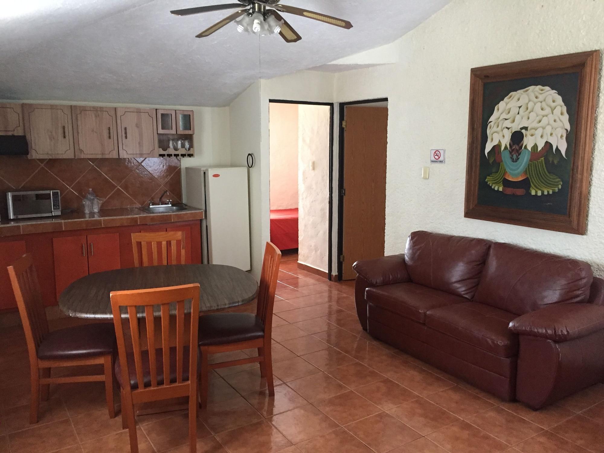 Hotel & Suites Villa Del Sol موروليا المظهر الخارجي الصورة