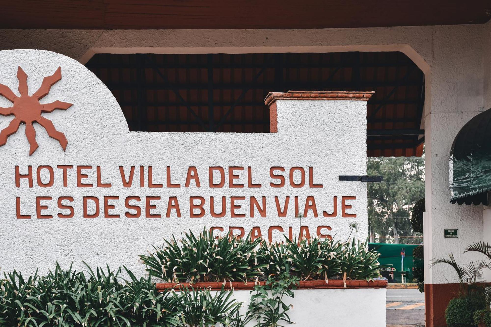 Hotel & Suites Villa Del Sol موروليا المظهر الخارجي الصورة