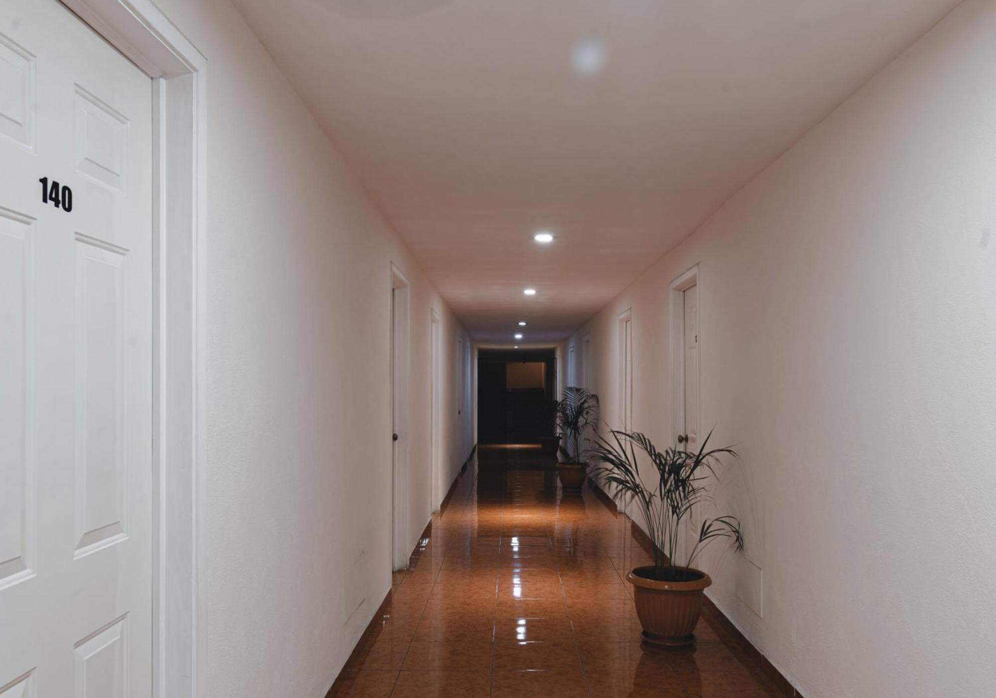 Hotel & Suites Villa Del Sol موروليا المظهر الخارجي الصورة