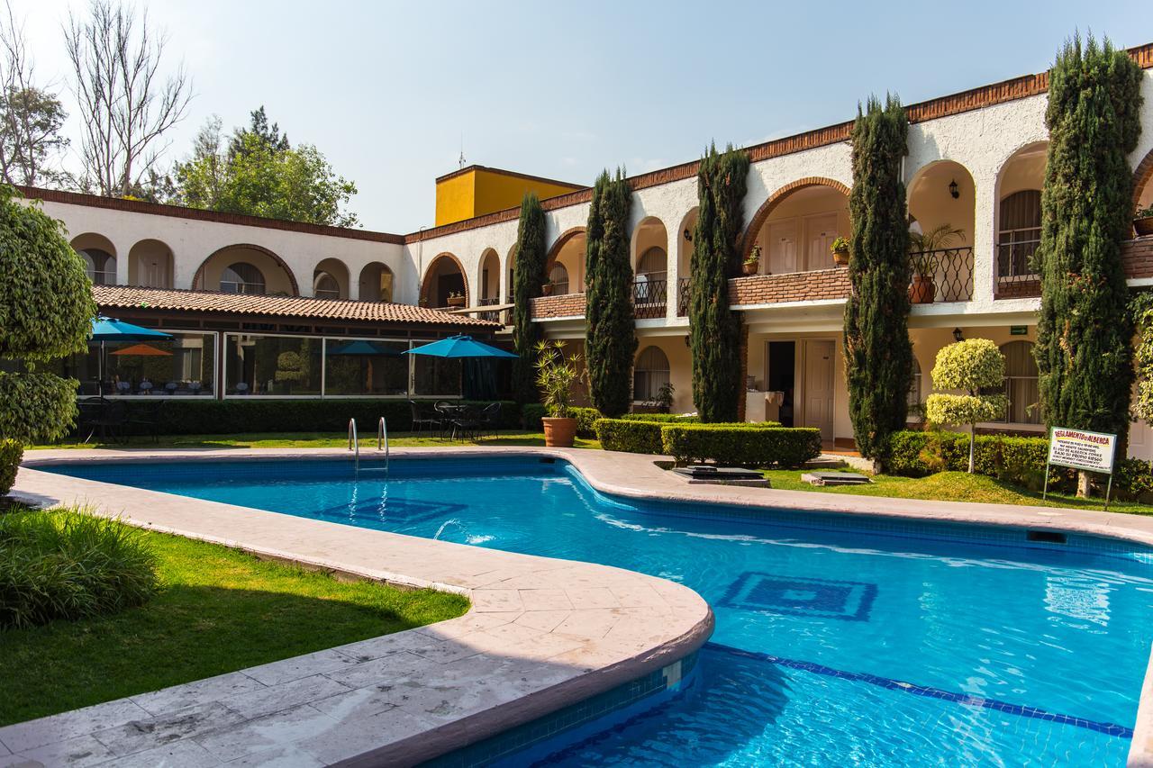 Hotel & Suites Villa Del Sol موروليا المظهر الخارجي الصورة